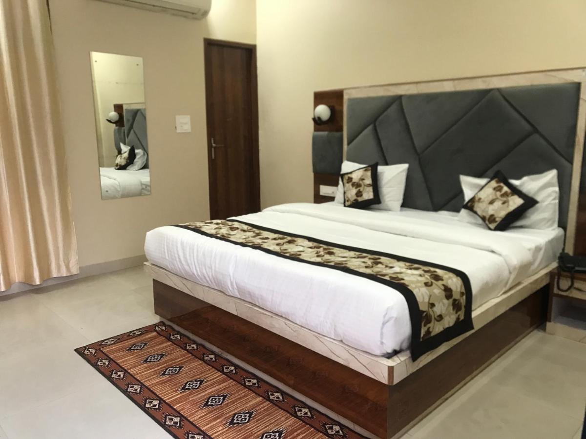The Sunshine Apartment Agra  Exterior photo