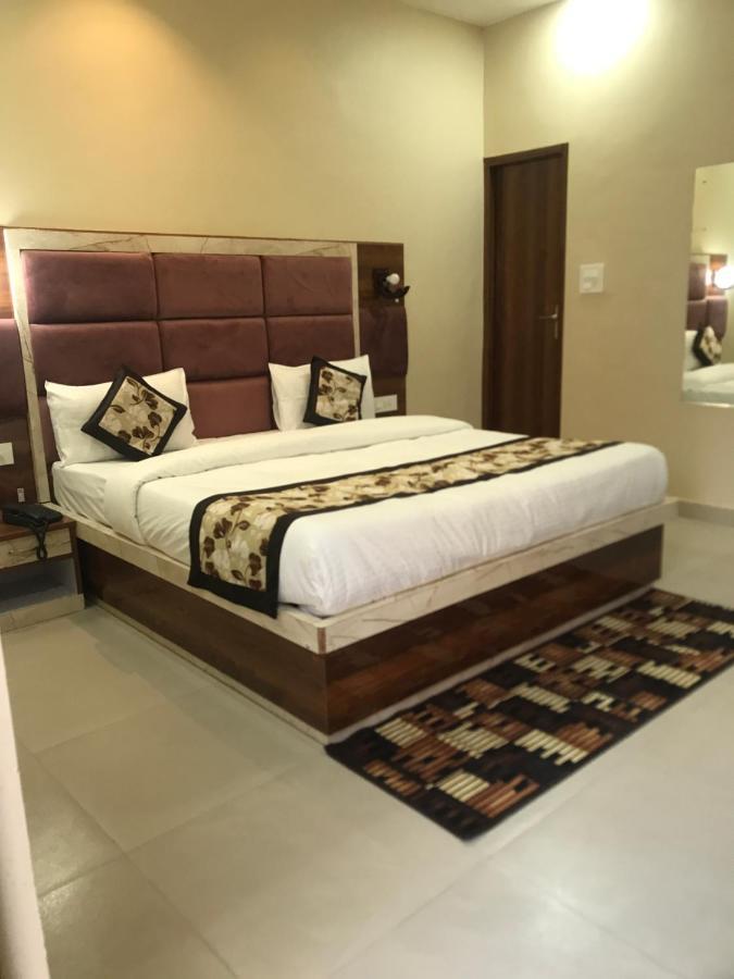 The Sunshine Apartment Agra  Exterior photo