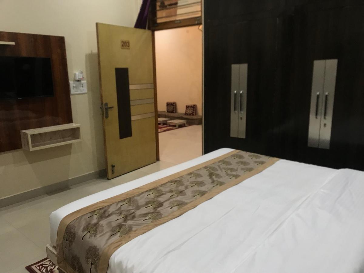 The Sunshine Apartment Agra  Exterior photo